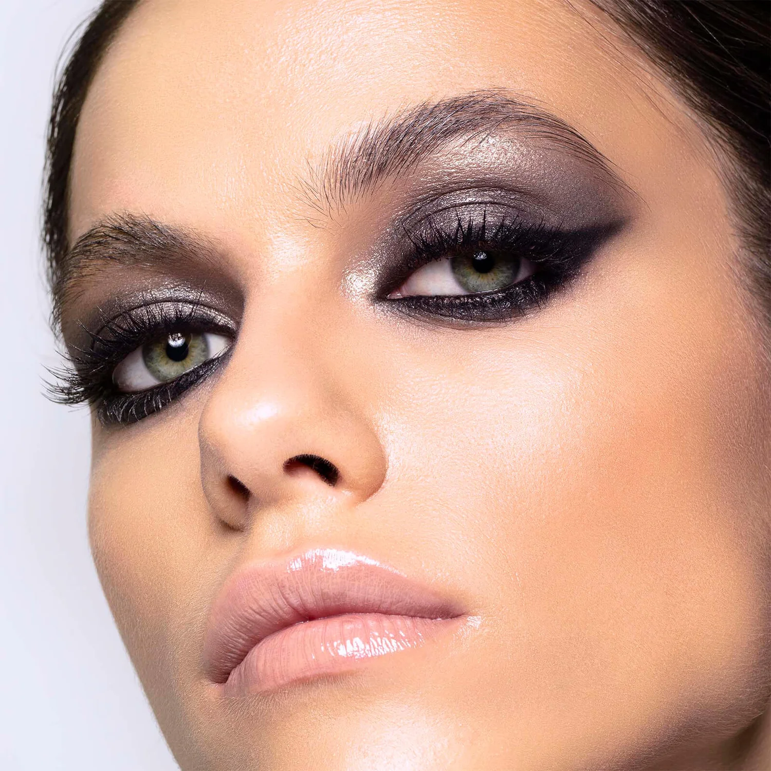 By Terry Crayon Khol Terrybly Multicare Eye Definer (1.2 G.) 4 By Terry Crayon Khol Terrybly Multicare Eye Definer (1.2 G.) - Image 4